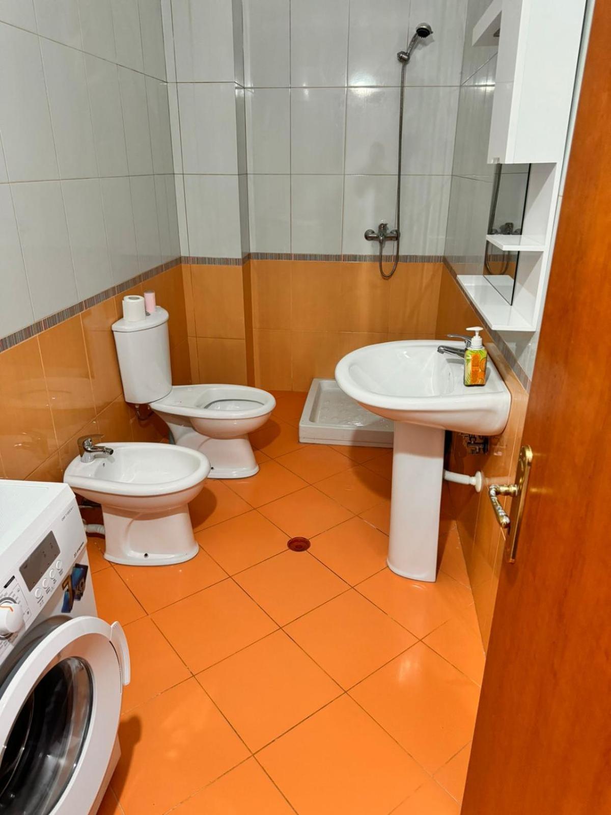 Holiday Apartments 5 Дуррес Экстерьер фото